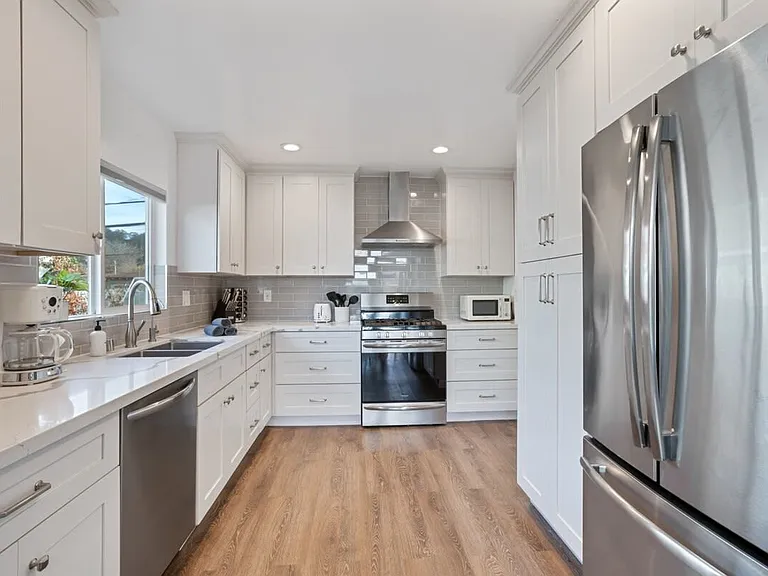 795 Montezuma Dr — Photo 6
