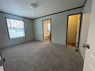 4th image of 7301 Fleur Dr