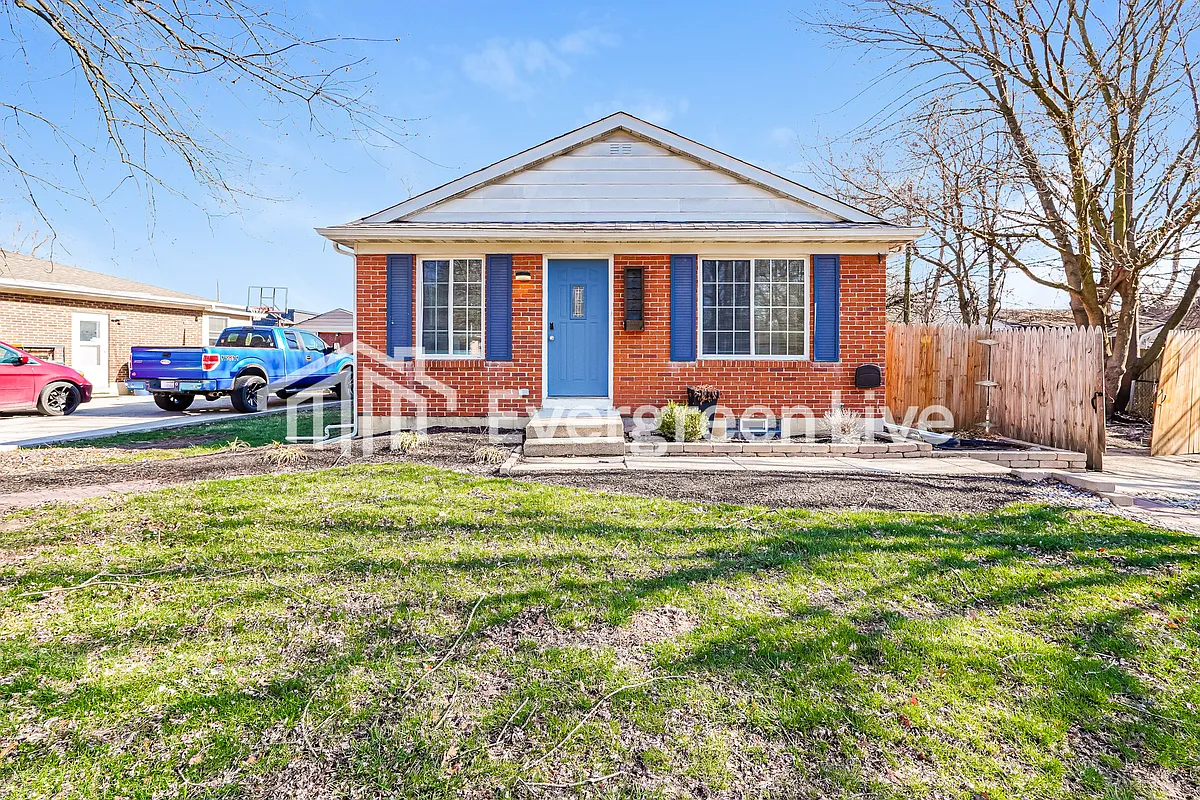 Building Photo - 2630 Blackthorne Pl