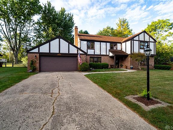 2nd image of 2923 Southfield Dr