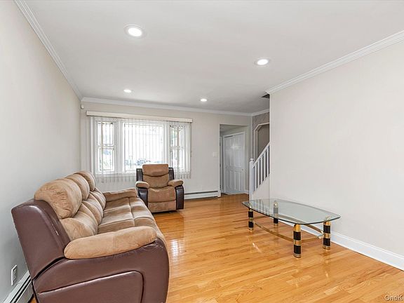 5th image of 810 Ibsen Street