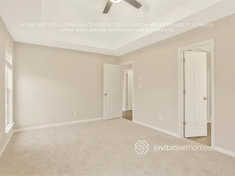 1009 Meadow Glen Cir — Photo 15