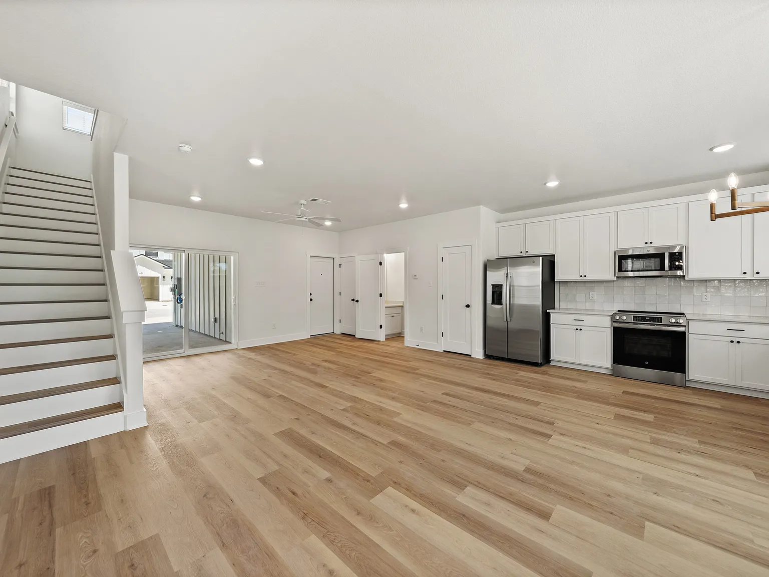 5811 South 31st Street - 501 — Photo 4