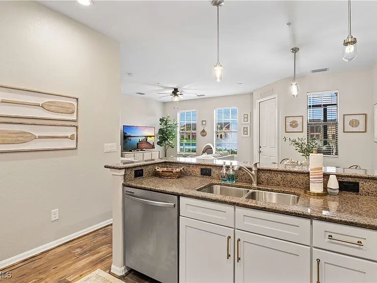 11908 Izarra Way #7005 — Photo 12