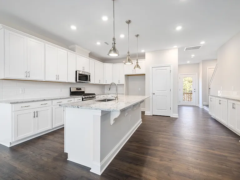 1105 Falling Rock Pl — Photo 1
