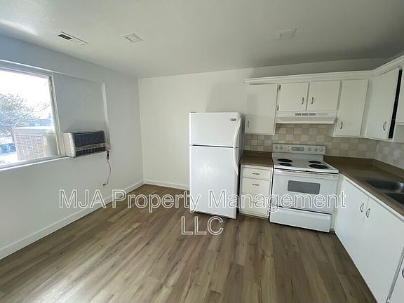 4th image of 2517 S Lakecrest Dr APT 1