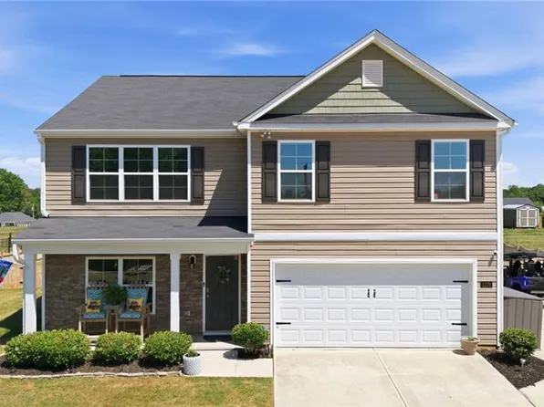 1276 Hickory Point Dr, Lexington, NC 27292