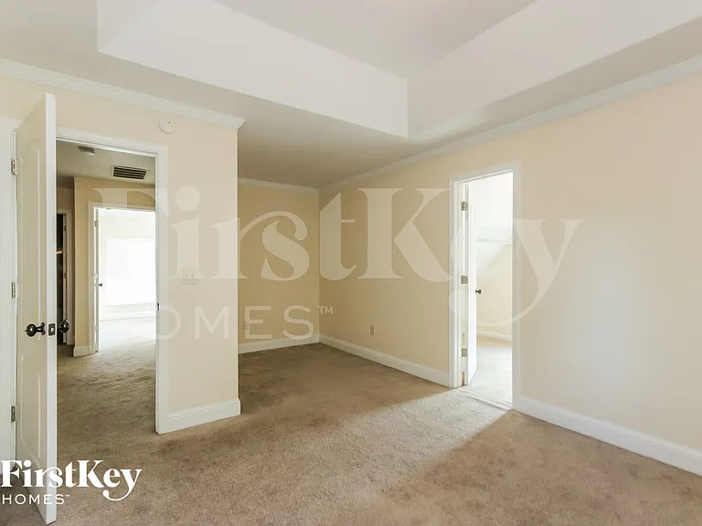 136 Janney Cir — Photo 12