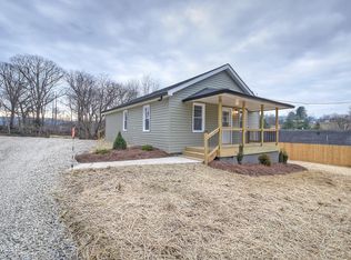 413 Greenlee Rd, Johnson City, TN 37601