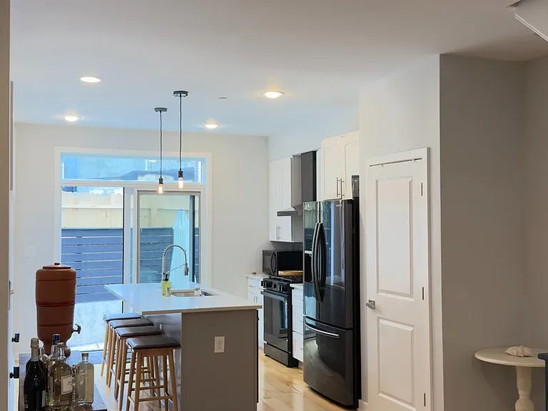 312 Cecil B Moore Ave — Photo 3
