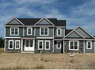 9 Bridleridge Farms LOT 3, Pittsford, NY 14534