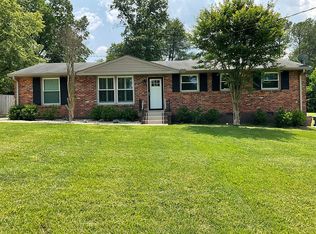 627 Whispering Hills Dr, Nashville, TN 37211