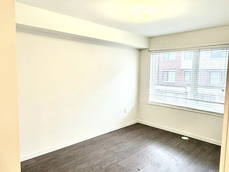 400 Alex Gardner Cir #83 — Photo 11