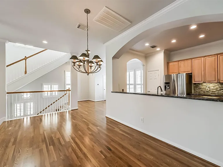 5432 Venice St — Photo 11