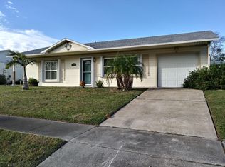 1676 Saratoga Dr, Titusville, FL 32796