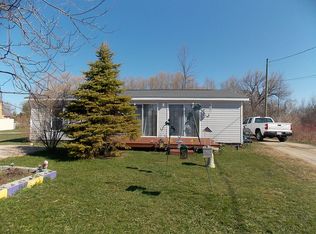 351 Vale St, Cheboygan, MI 49721