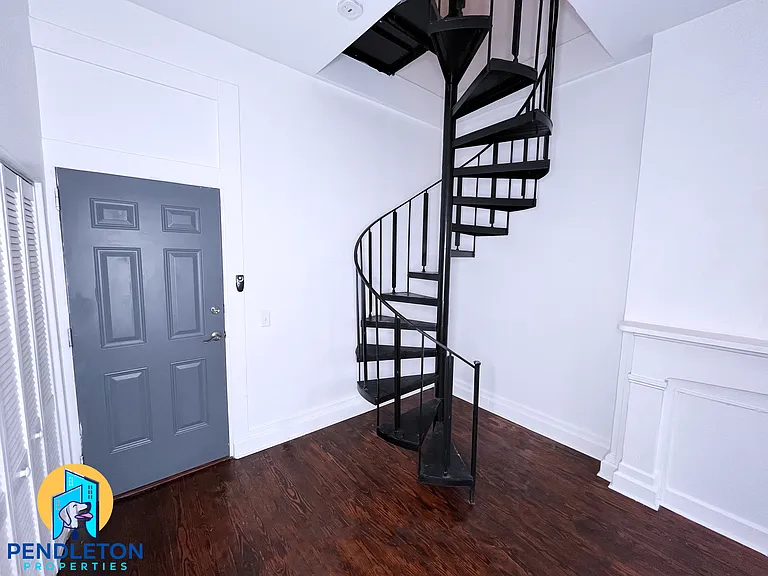 519 E 13th St #2 — Photo 7