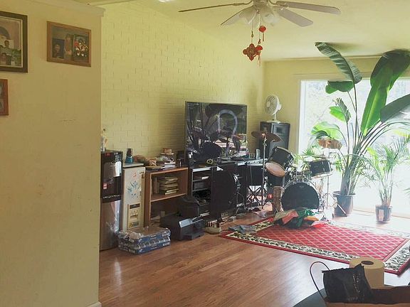 4th image of 3903 146th Ave SE