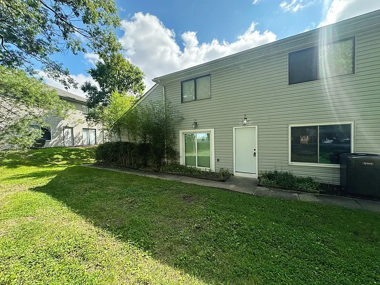 807 Windstream Way #C — Photo 2