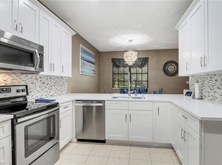 15216 Summit Place Cir #190, Naples, FL 34119