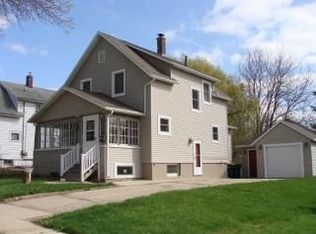 632 Jackson St, Fort Atkinson, WI 53538