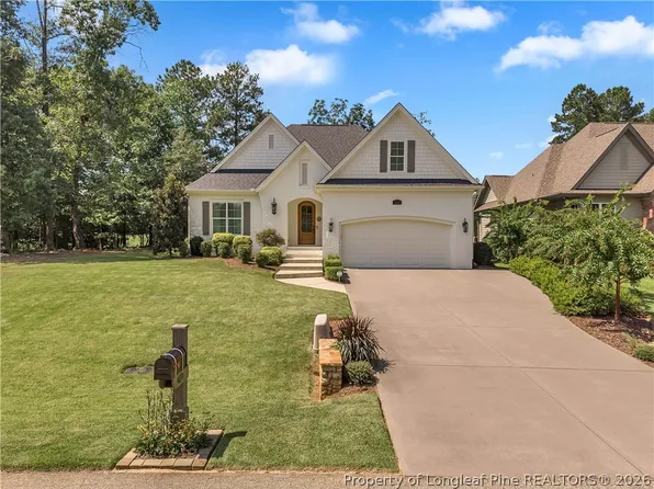323 Bridgewater Dr, Sanford, NC 27330