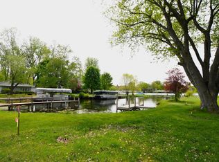 478 E Bay Ct, Green Lake, WI 54941