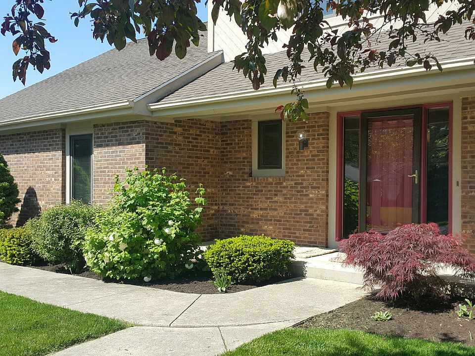1st image of 3711 Oakhurst Dr