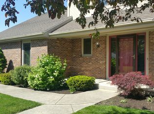 3711 Oakhurst Dr, Fort Wayne, IN 46815