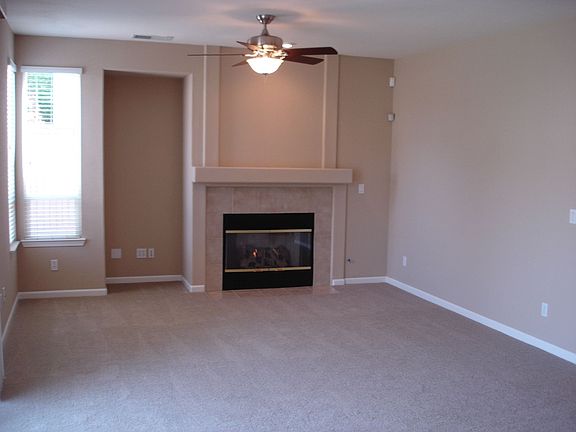5th image of 6744 Maple Creek Dr