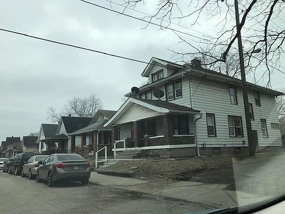 3rd image of 442 N Forest Ave