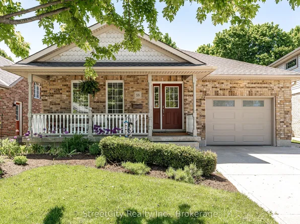 98 Abraham Dr, Stratford, ON N5A 8B1