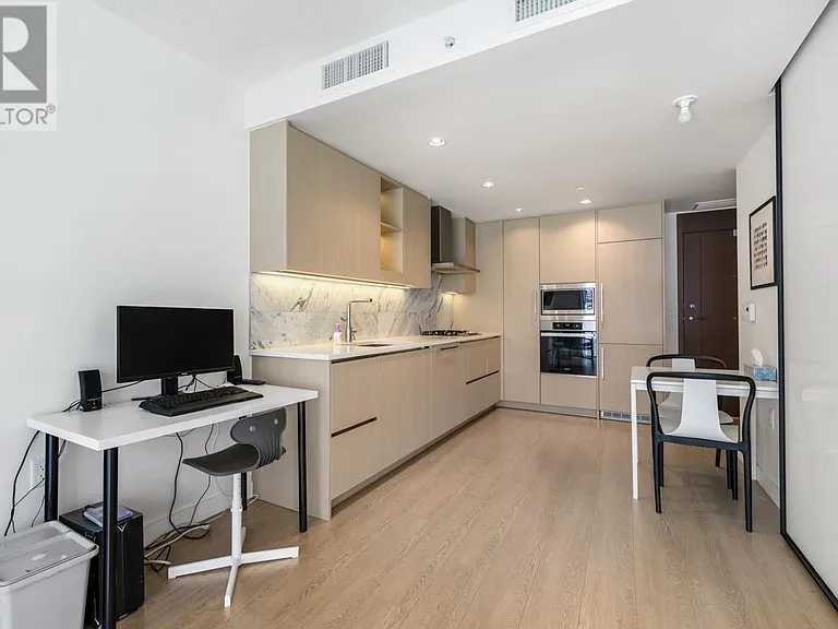 89 Nelson St #412 — Photo 15