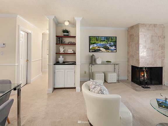 2nd image of 17024 NE 80th St #D2