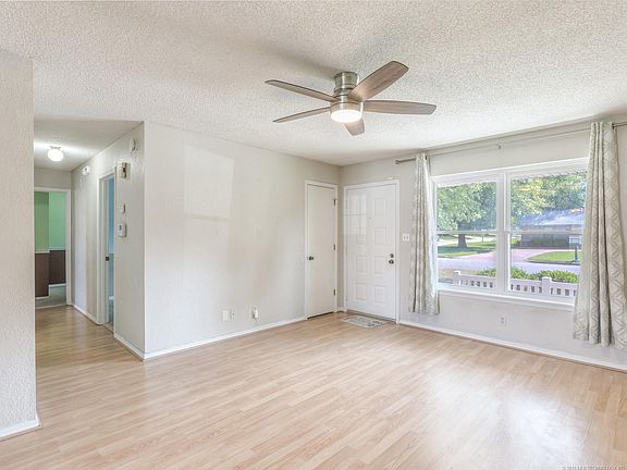 5th image of 14228 S Nyssa Ave