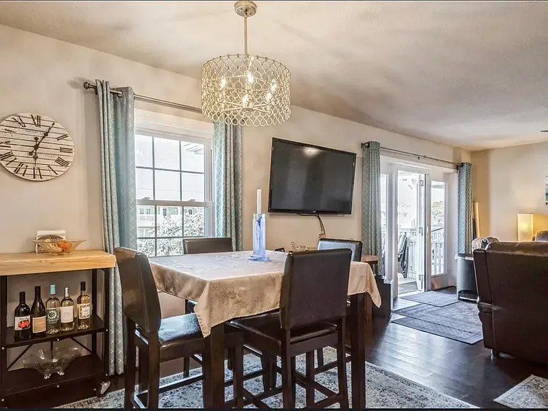 4985 Coquina Key Dr SE #D — Photo 8