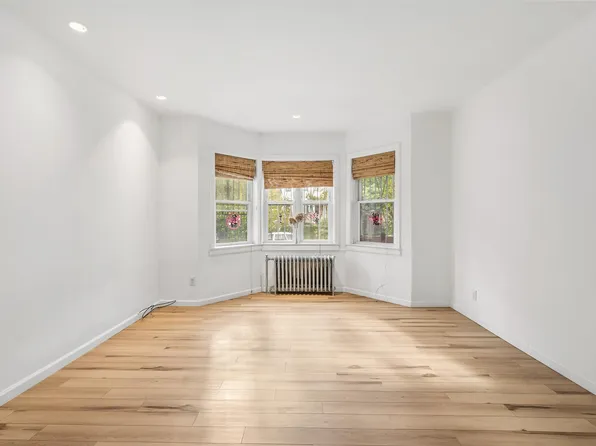 124 73rd Street image 12 of 21