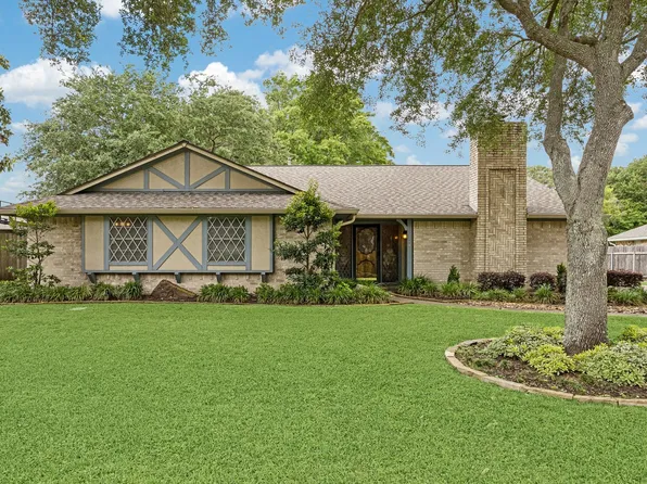 2214 Donegal Ct, Deer Park, TX 77536