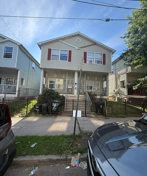 287A Hunterdon St #A — Photo 7