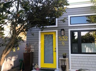 532 1/2 N 75th St, Seattle, WA 98103