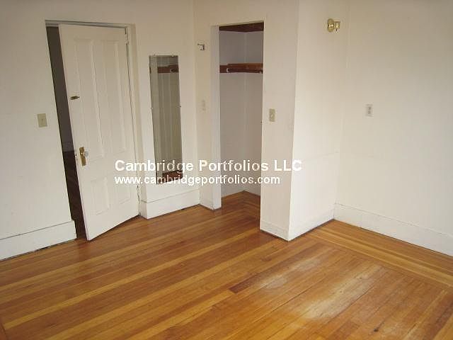 
Photo of Similar Unit 
