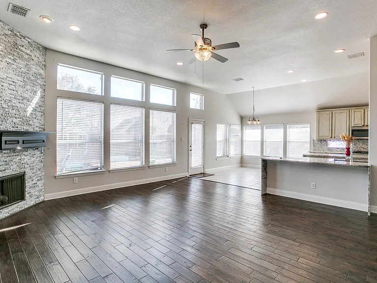 6004 Grand Meadow Ln — Photo 6