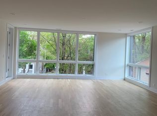 1839 S Canalport Ave #2W, Chicago, IL 60616