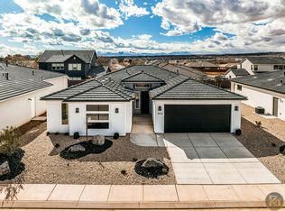 1806 S Roy Ct, Washington, UT 84780