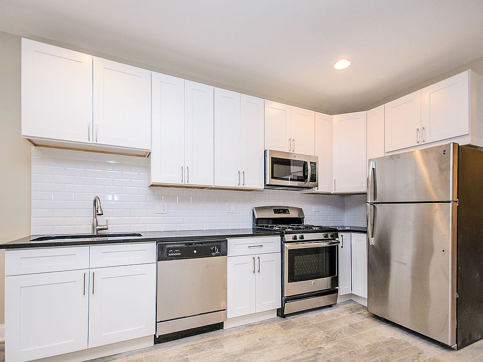1st image of 1507 W Bryn Mawr Ave