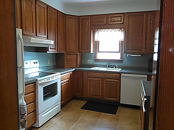 5th image of 914 N Nebraska Ave