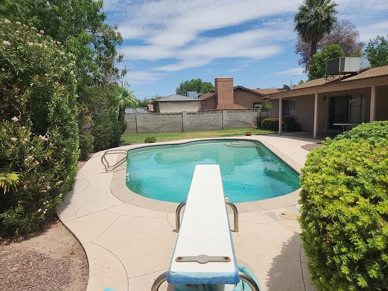 4330 W Royal Palm Rd — Photo 24