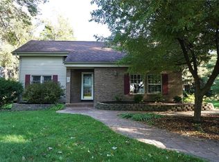 27 Cole Rd, Pittsford, NY 14534