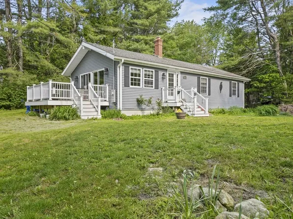 119 W Shore Dr, Ashburnham, MA 01430