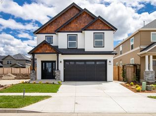 1532 Sand Trap Ln, Eugene, OR 97408